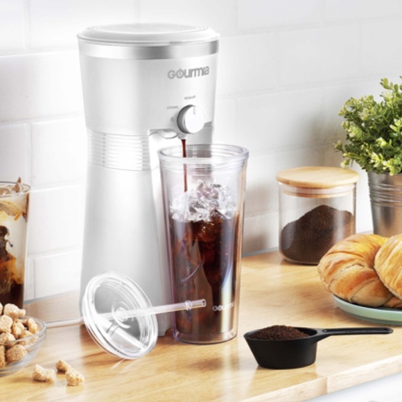 GOURMIA Iced Coffee Maker with Reusable Tumbler, White - Picture 4 of 7